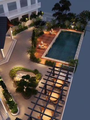 Intimate Riverside Hotel